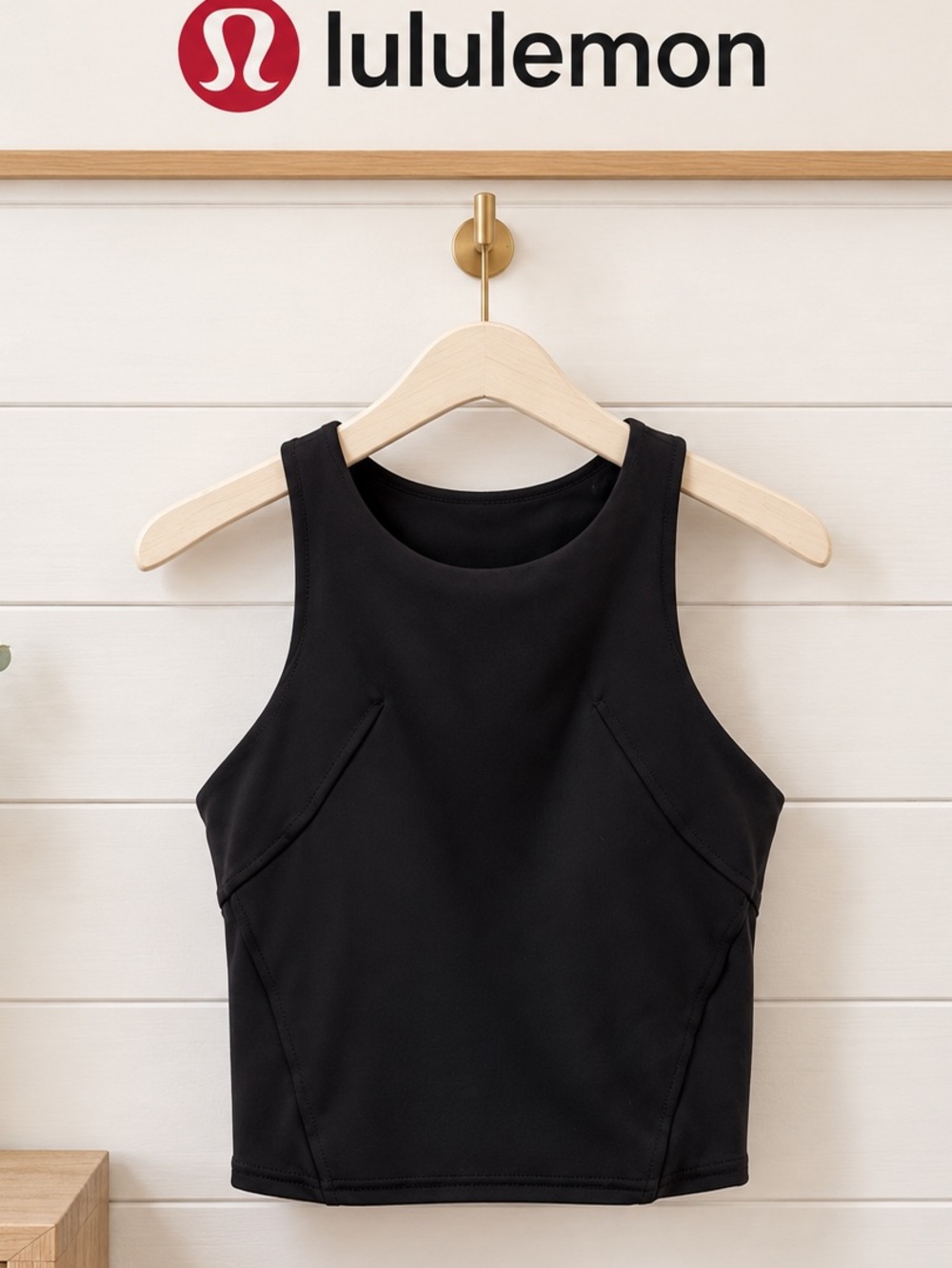 LULULEMON – Size 2 – Black Cropped Tank